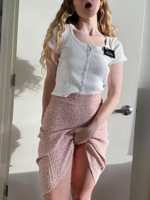 feels so good to finally touch myself after all this time by flatlacroix2