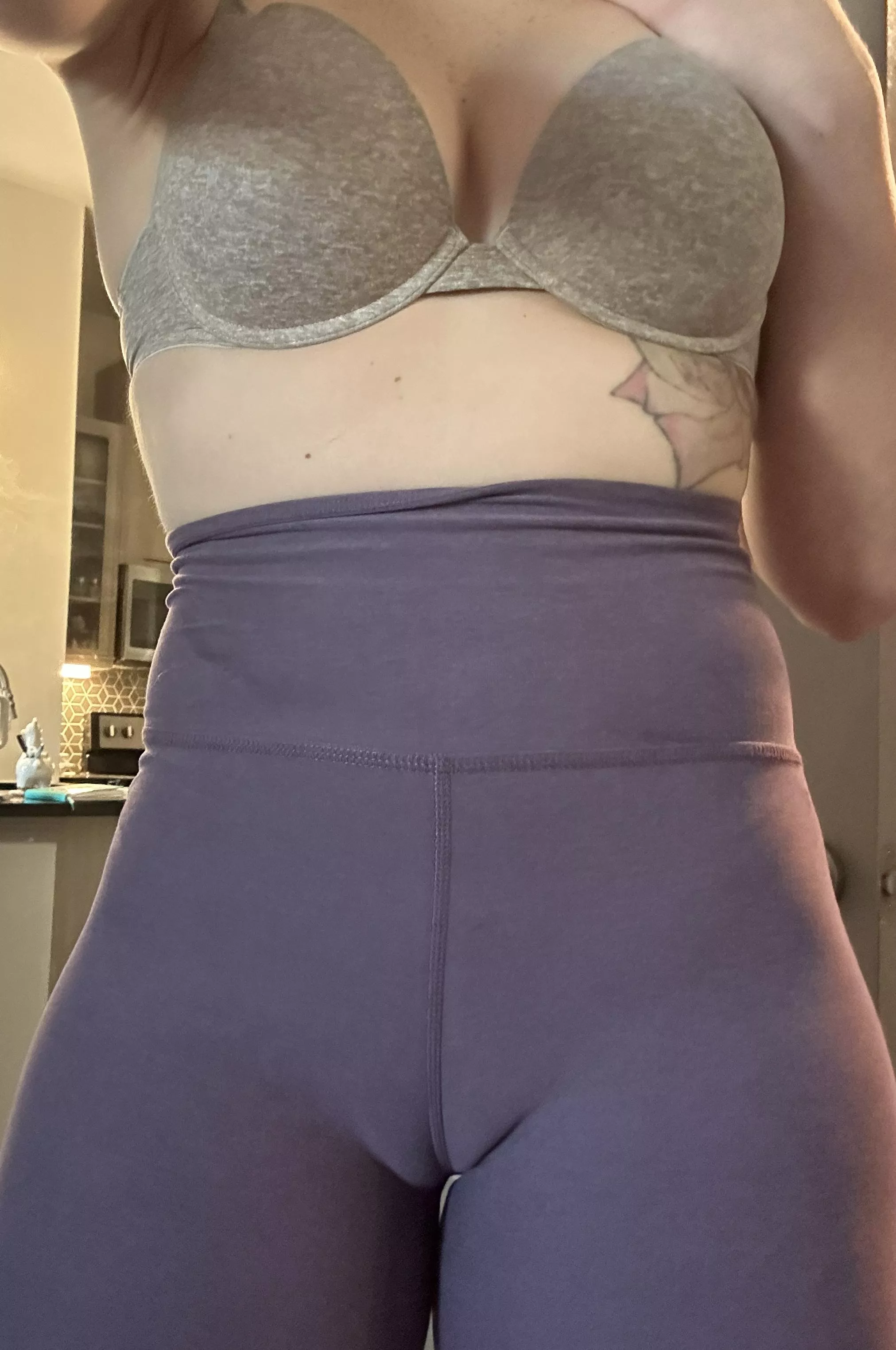 getting dressed for the day :) posted by cumwcourt