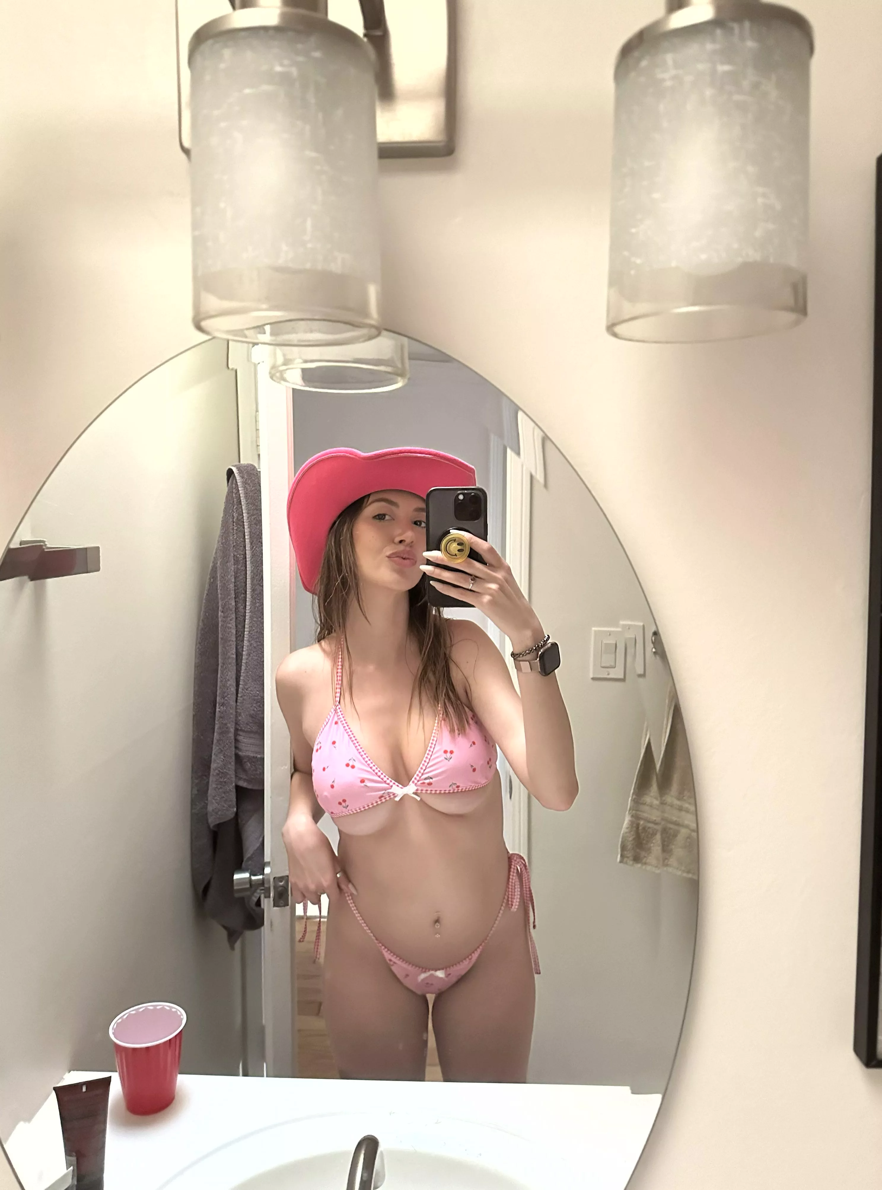 i hope i look sexy in my bikini posted by alyssajadexoxo