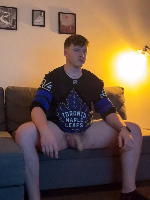 I’m excited for hockey season [26]  by thewinterson