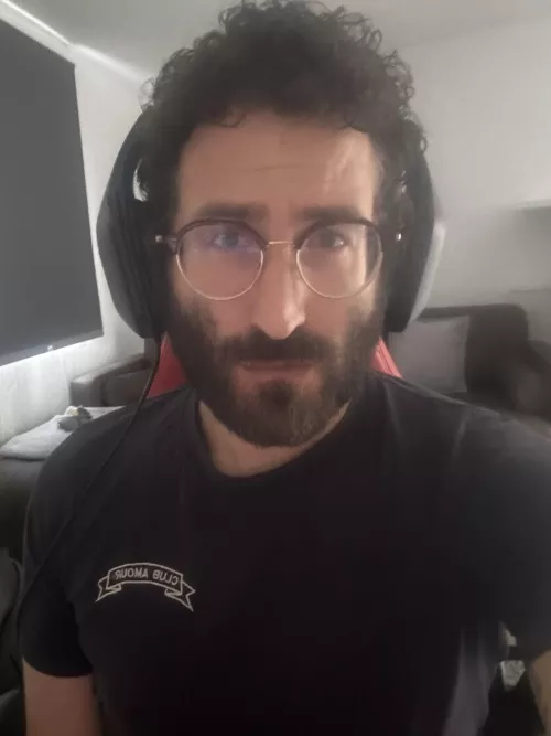 London based gamer. Need friends. by Master_Bond