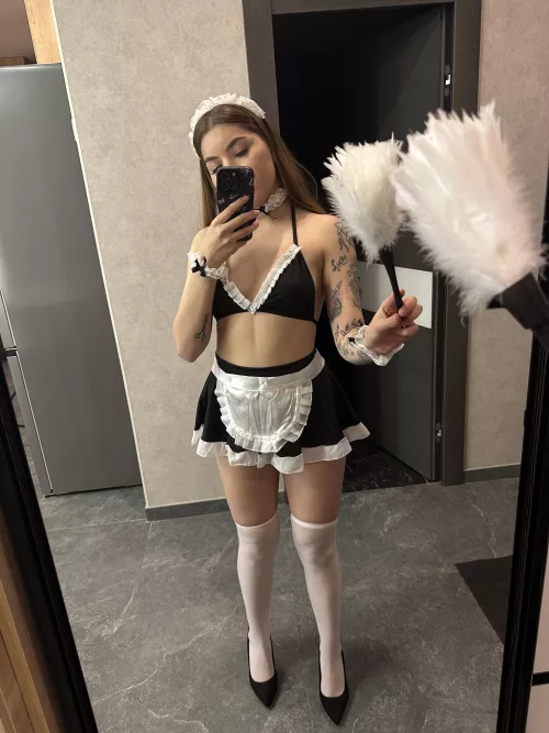 My house always has clean mirrors for photos by HolaAuroraa