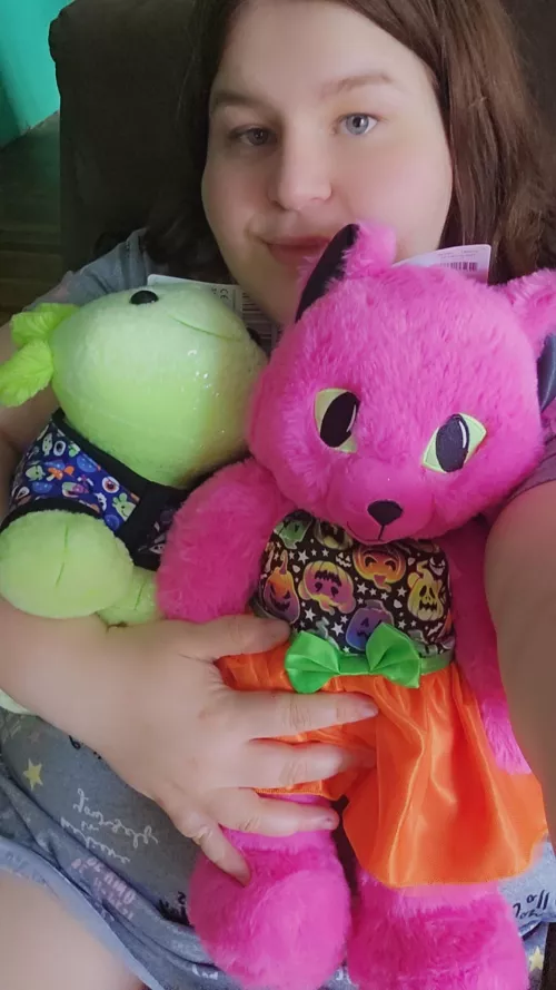 My new Halloween lovies! by Thetelltalehearter