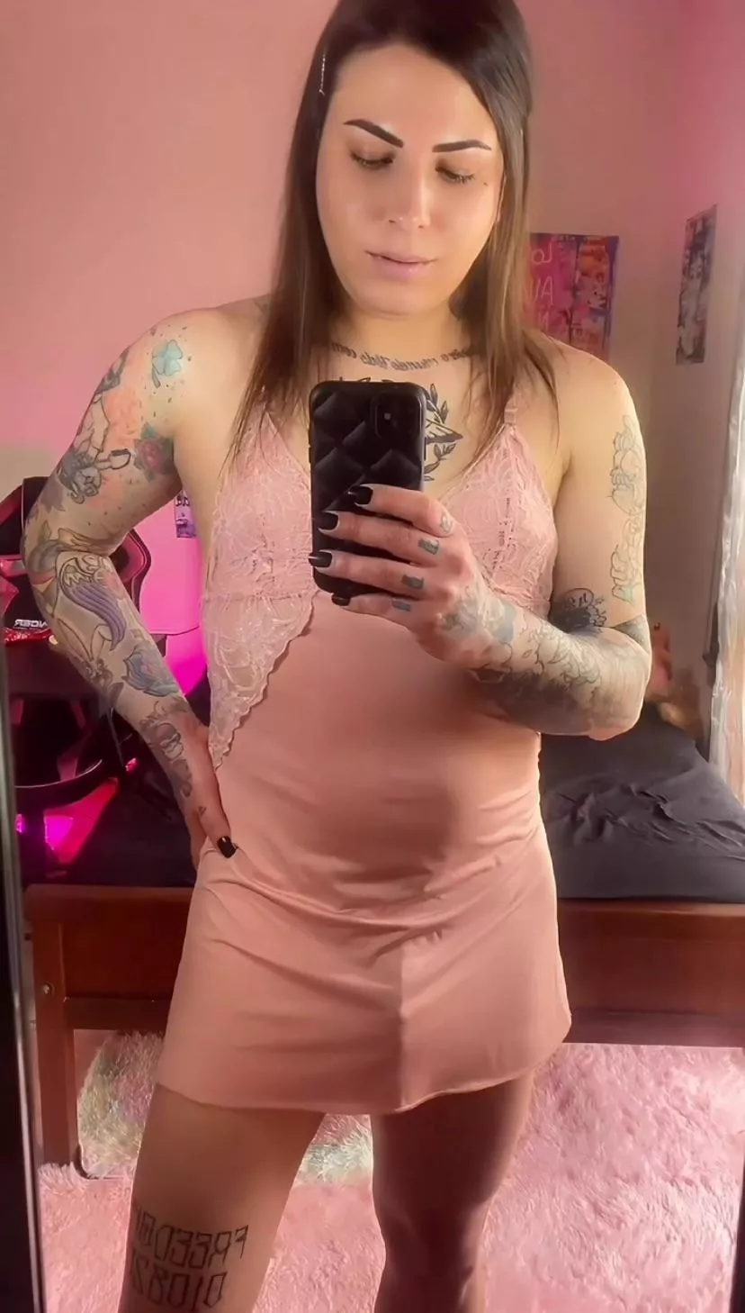 Snack time? 😛 posted by emmaink-trans