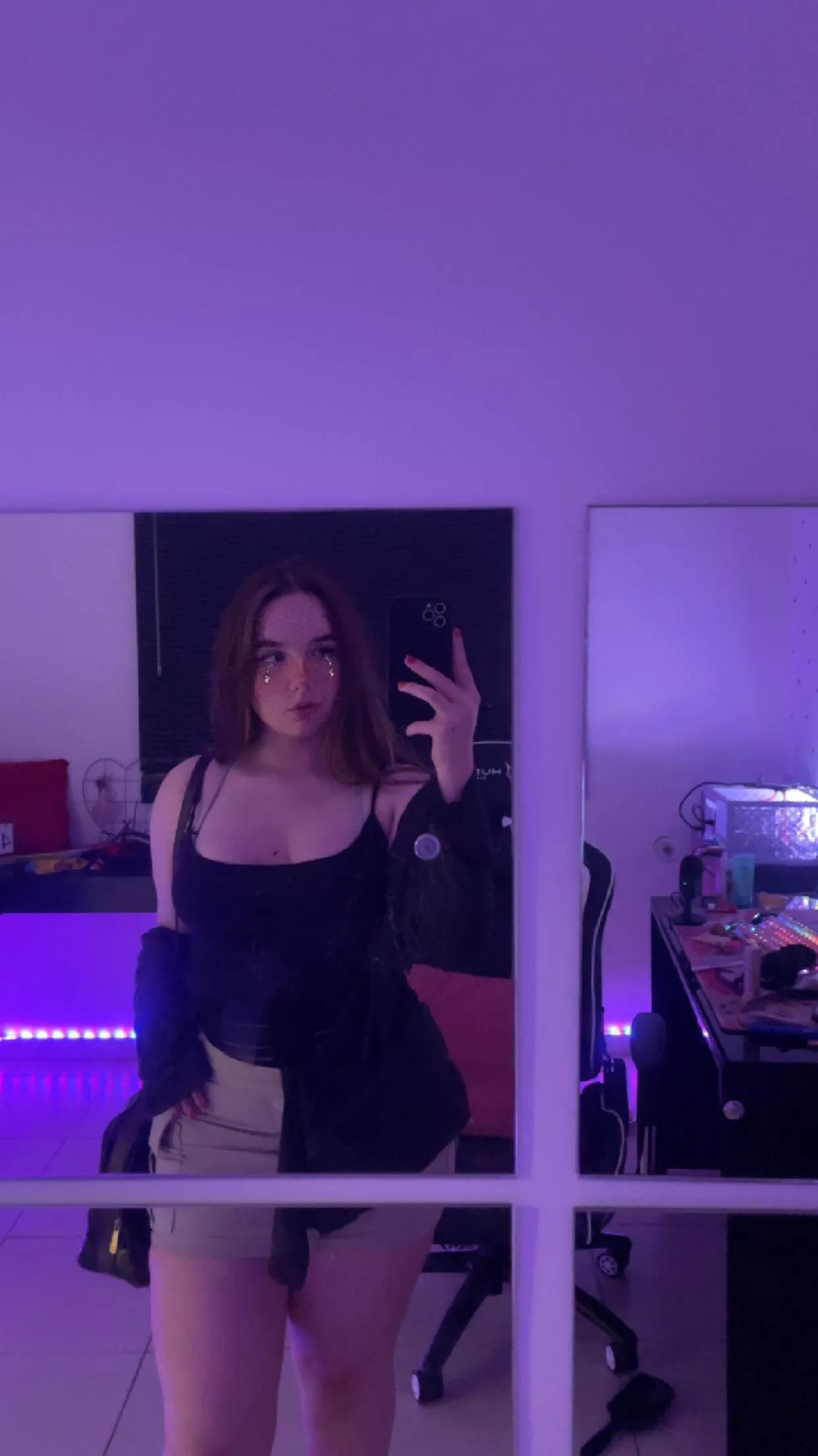 the older men of reddit, how do i look? posted by LatinaRinhaa07