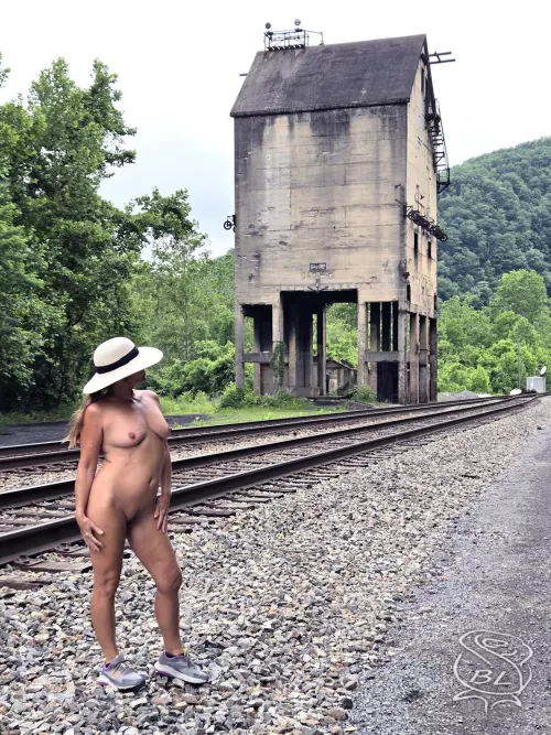 Where do we go from here? 🚂 by BareLeiaRose