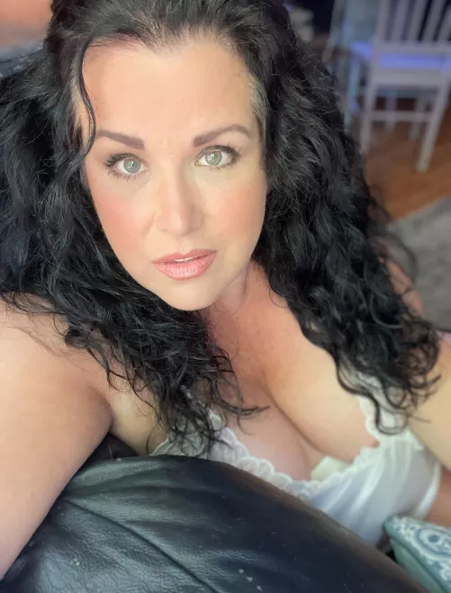 Who are we doing this weekend? 😉 by MILF-Southern