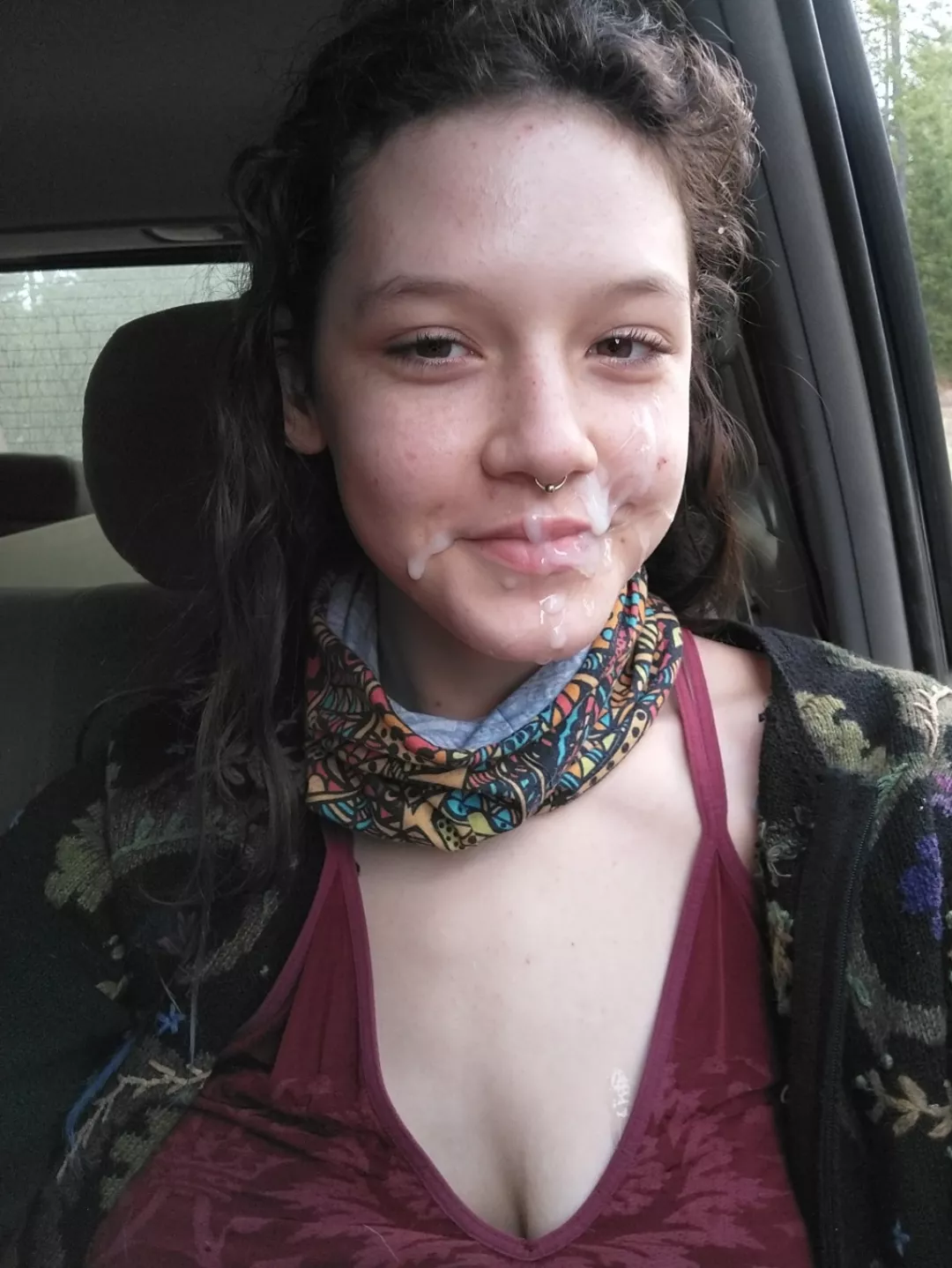 He pulled my hair and came on my face posted by Delicious_Object_169