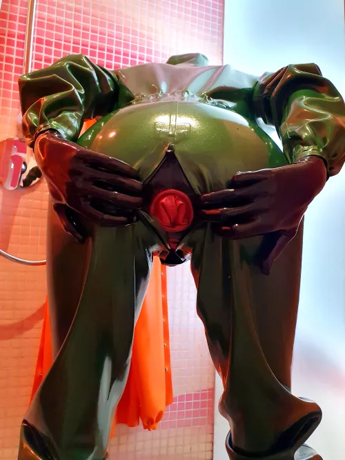 Layers! Heavy! I lubed the rear condom like crazy and it's slipping out! Can you push it back in, please!  by LatexLovingLady