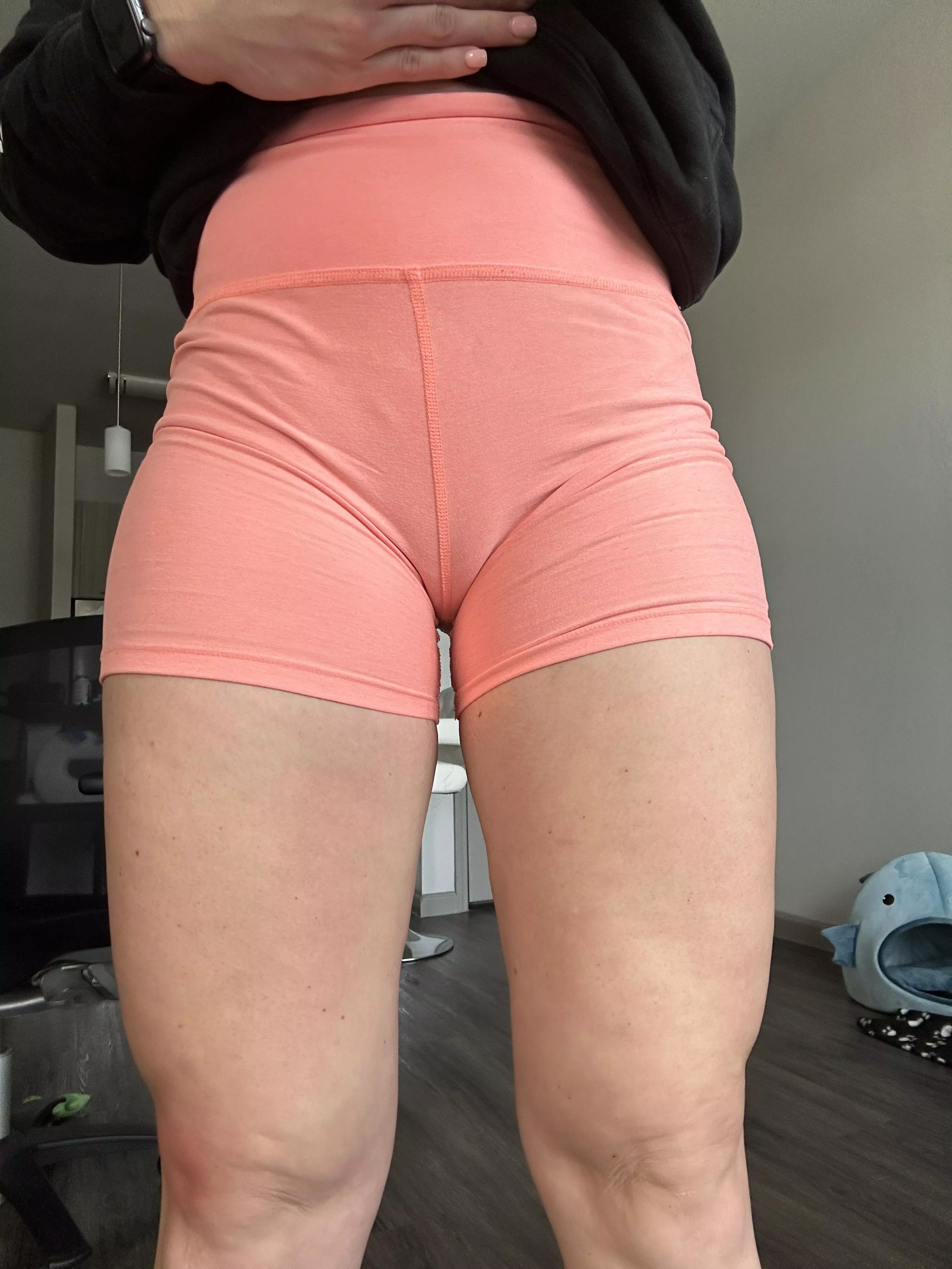 my personal trainer said I need to be squeezing your face more 🥹 posted by cumwcourt