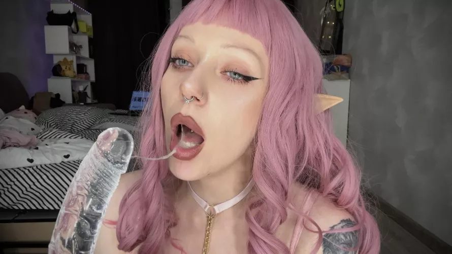 Oops, sorry, I forgot to close my mouth hehe by heyksksss