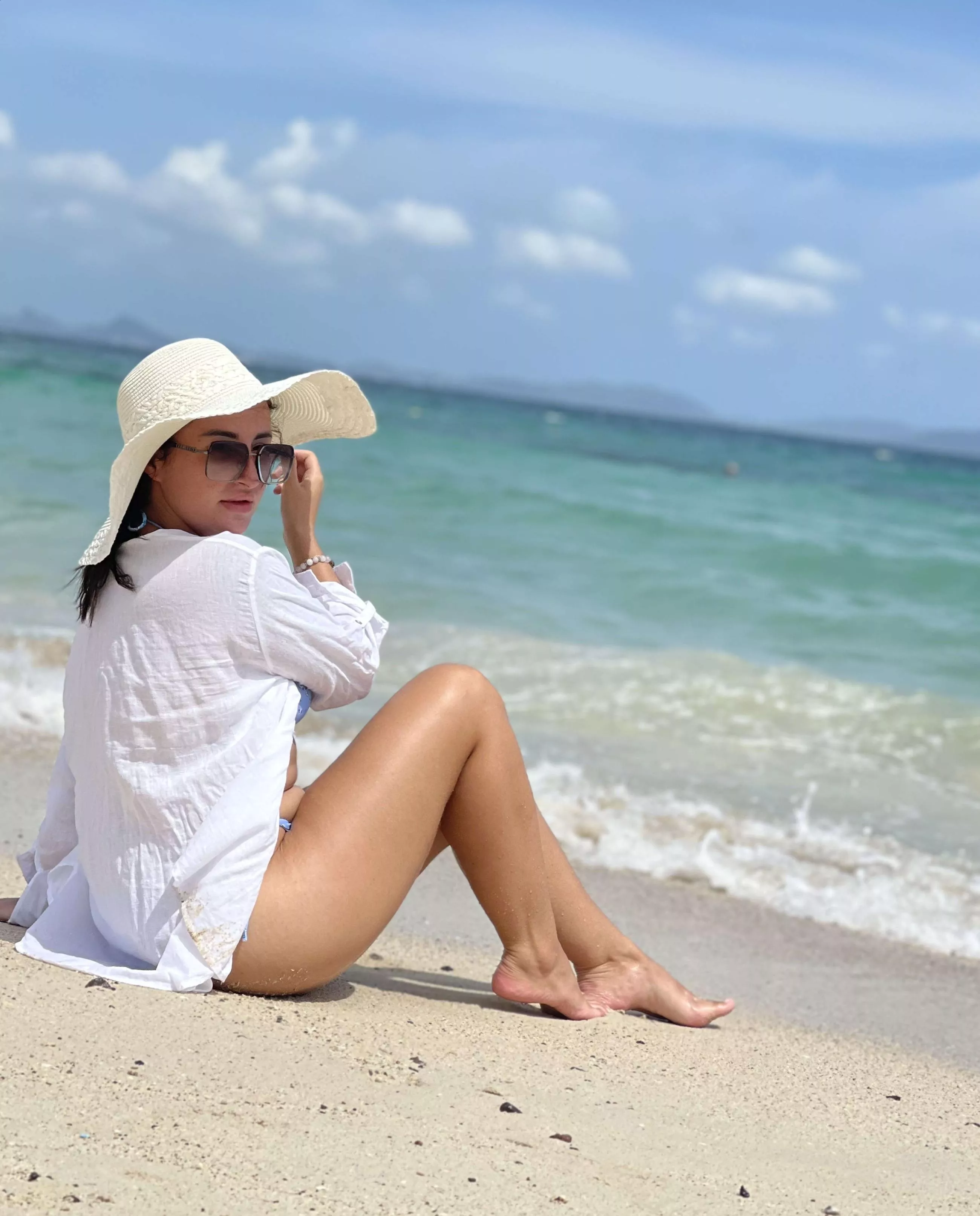 Since everyone liked the hat so much I decided to take another photo with her and share posted by Honey_Pleasure