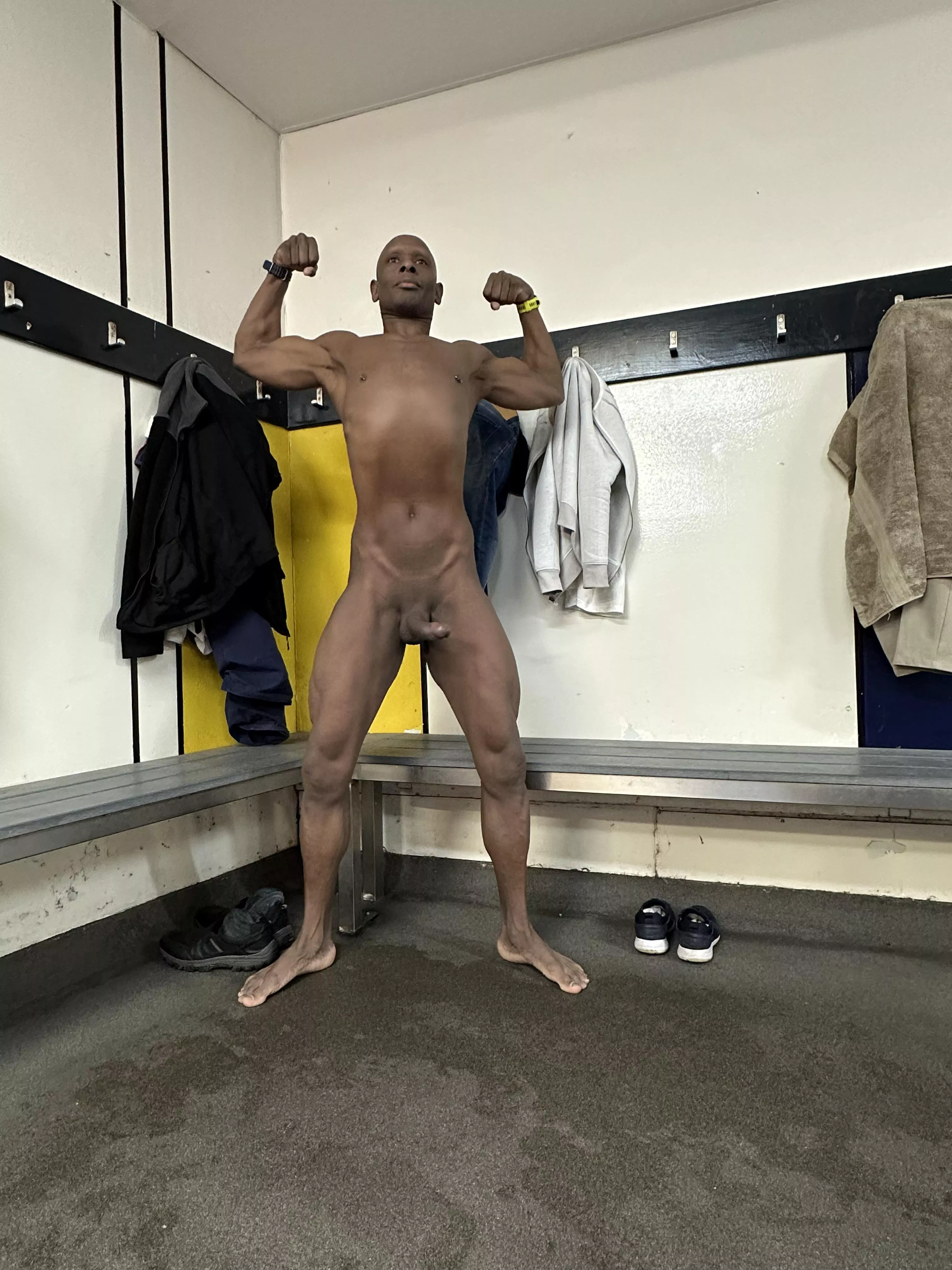 [47] FRIDAY SWIM DONE.  posted by NateNate76