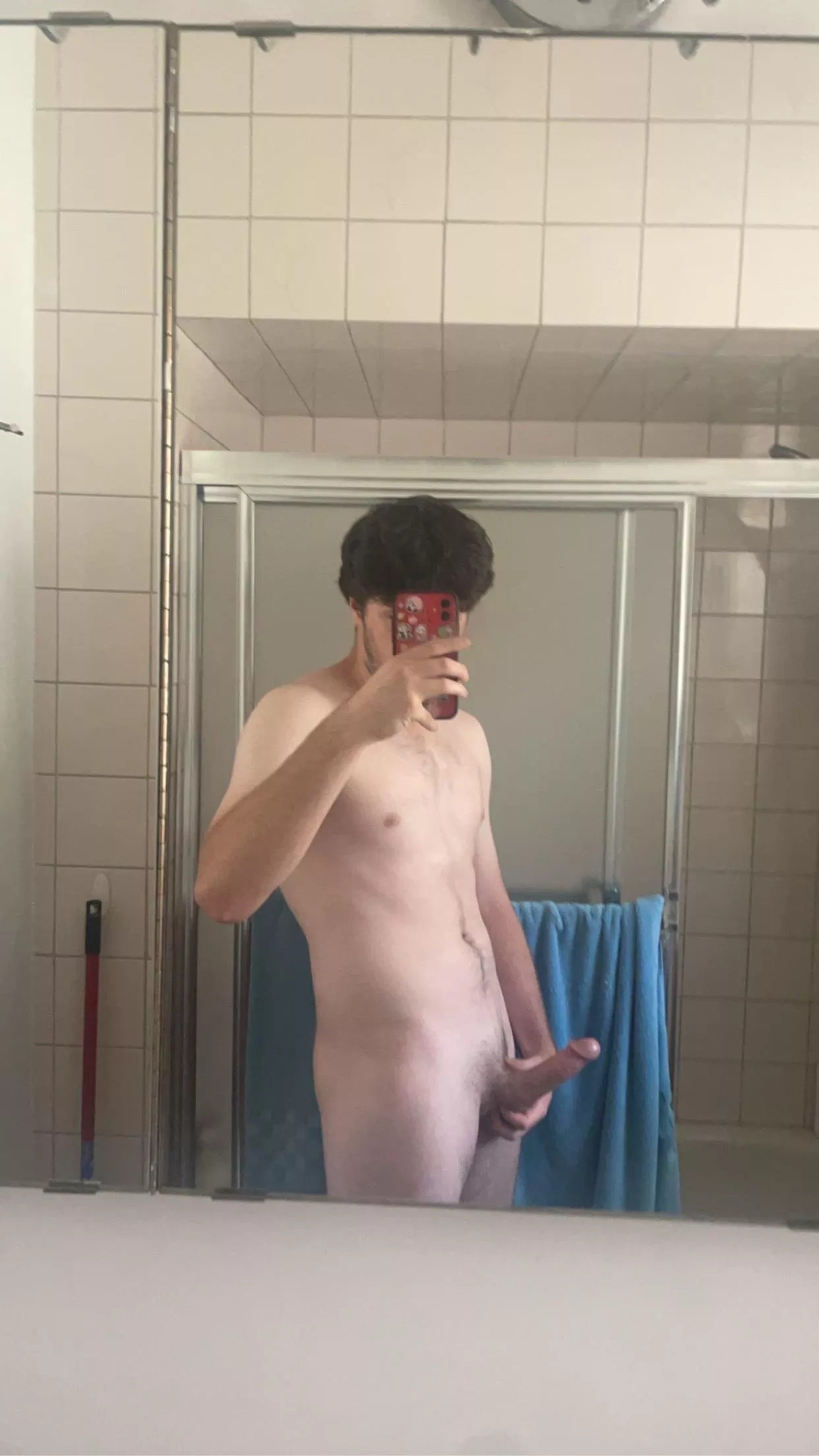 just here to show off my 19 year old body posted by teen-withabwc