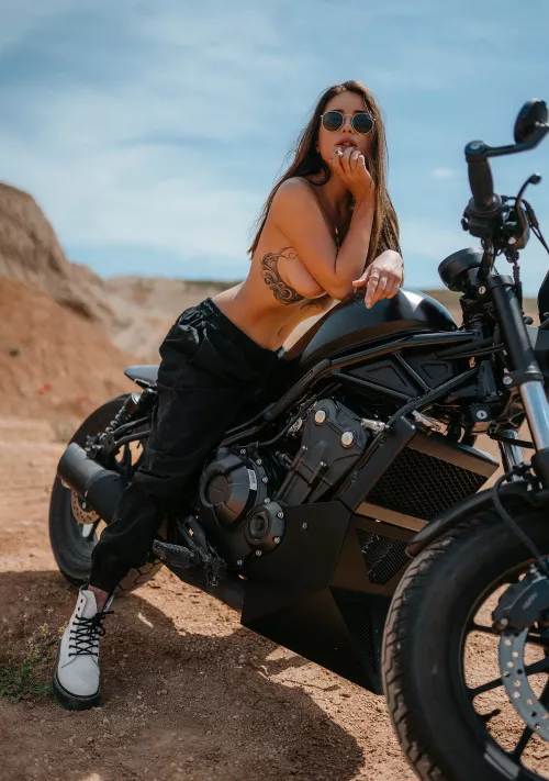 Motorcycle girl by catzy007