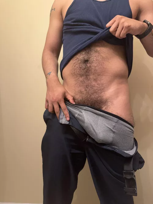 Stripping down by Vaya01