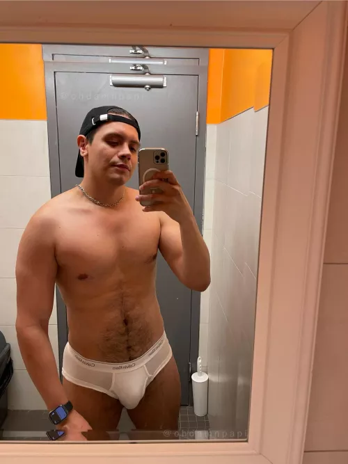 Tight briefs  by Ohdamnpapi