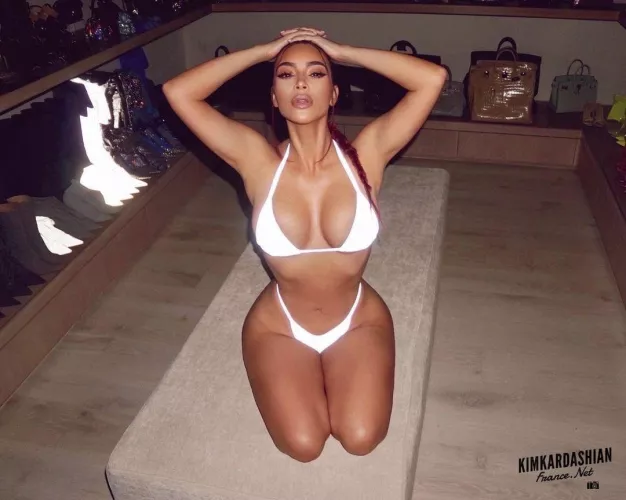 ANGEL ENERGY by BiancaCensoriGooner