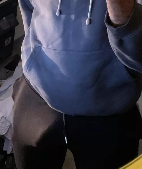 ‘av a look by Old-Information6735