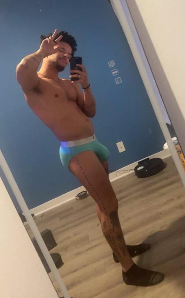 Blue posted by Ipiriz