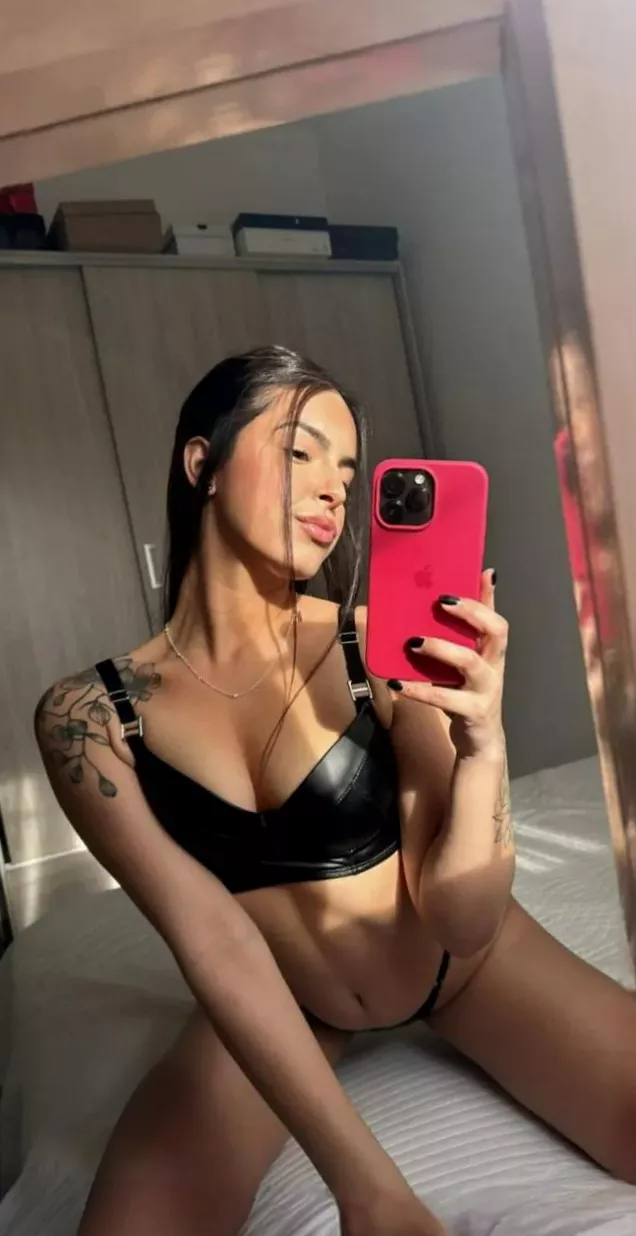 Eighteen and still wondering what my first real adventure will be... want to join me? posted by Thalesp