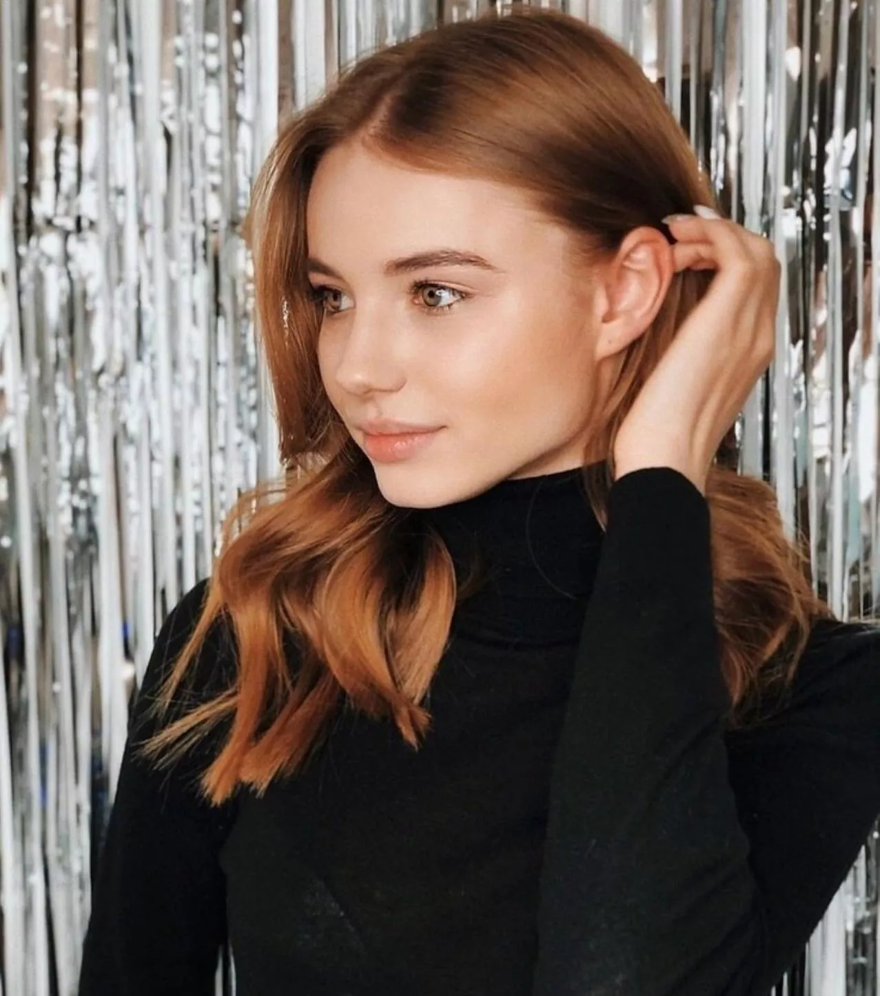 Elizabeth V. posted by Tiny_Word1797