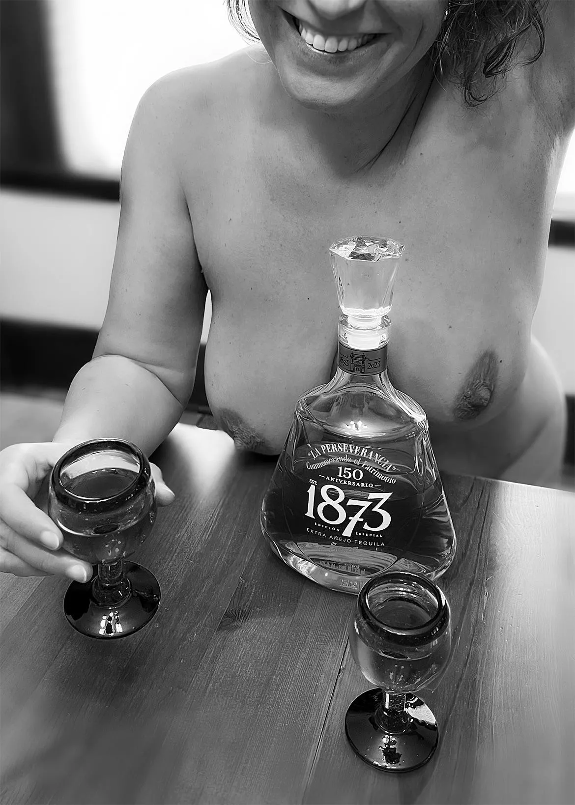 Happy Friday! 💋 posted by iris_and_will