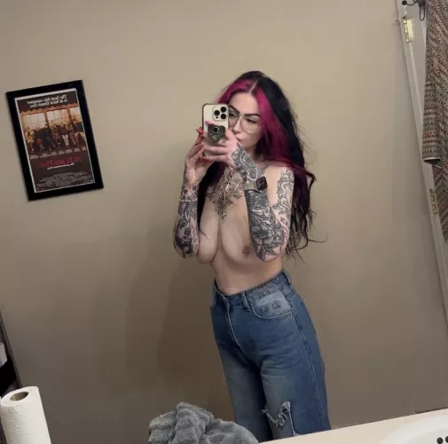 I need you daddy by Vampirebarbie333