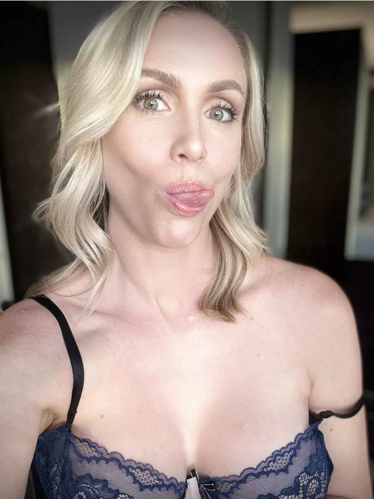 Lacey Kind of Morning posted by thekatykat_OF