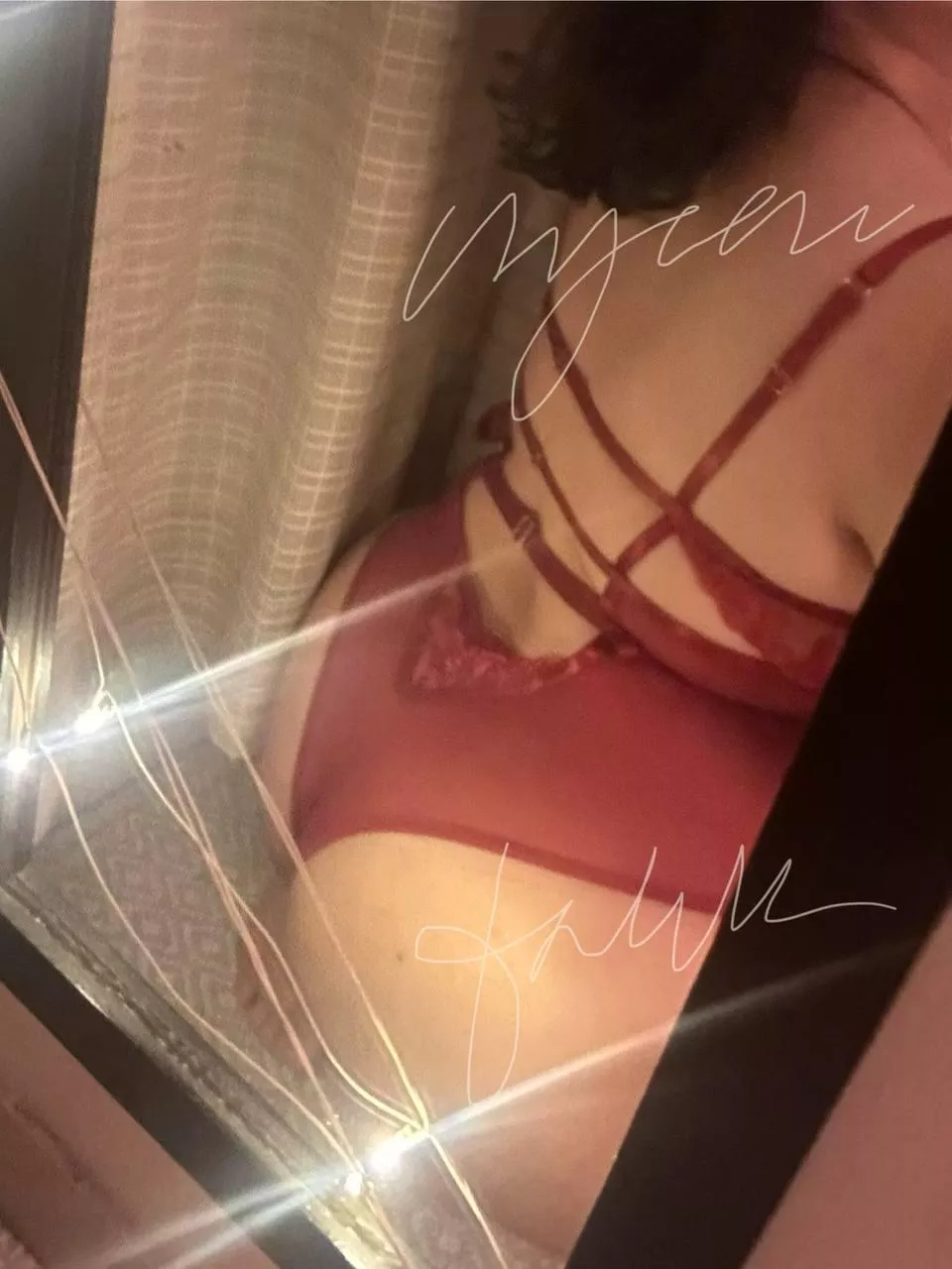 “Let’s hear it for the back of the dress” posted by ayaanfalak69