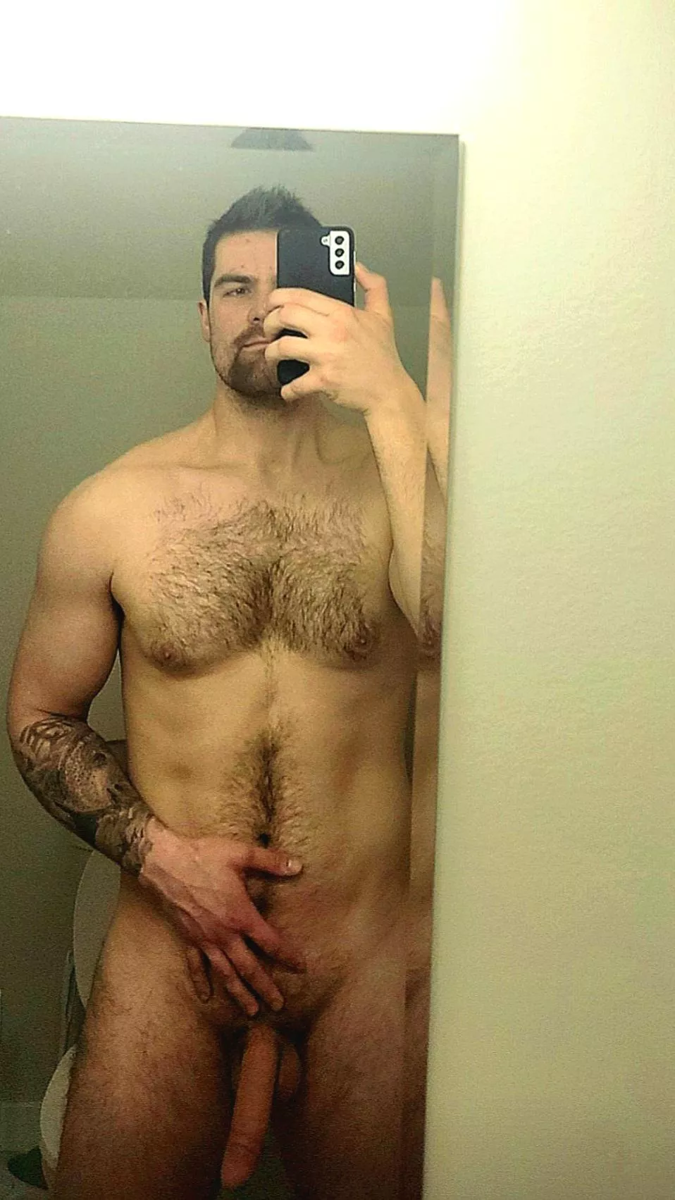 Love showing it all posted by eMPtY122