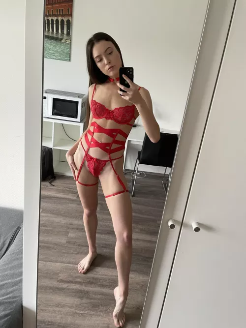 My body was made to give you pleasure by Kenjiby