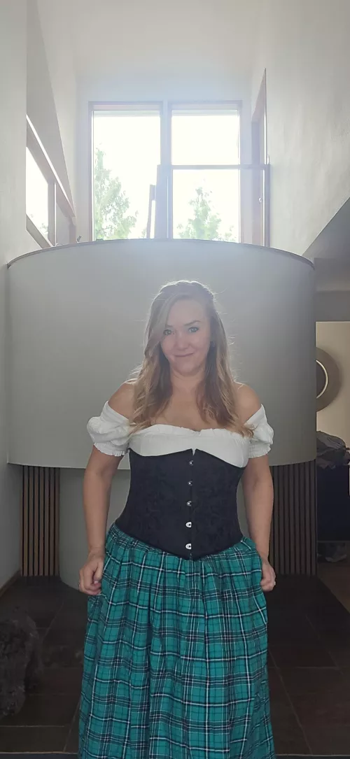 My corset for the Renaissance Faire [F50] by Crystal_Sunshine_