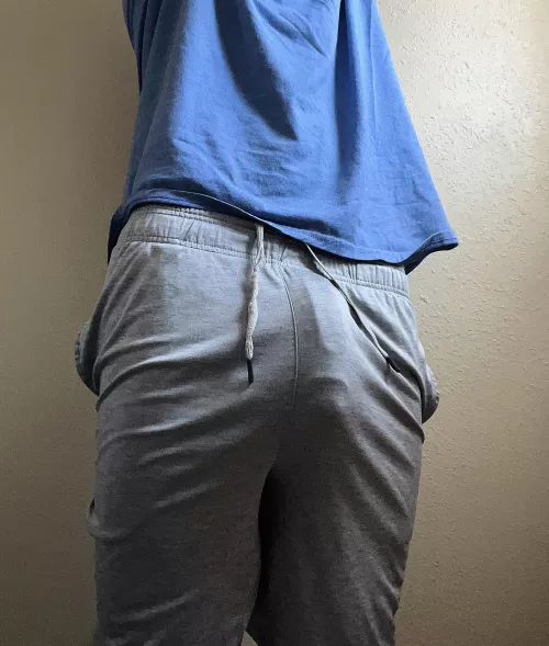 Should I go out like this? by Jakzum