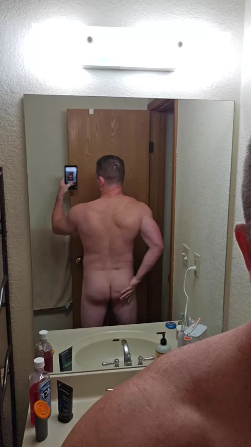 Stupid Farmer tan by gring0h