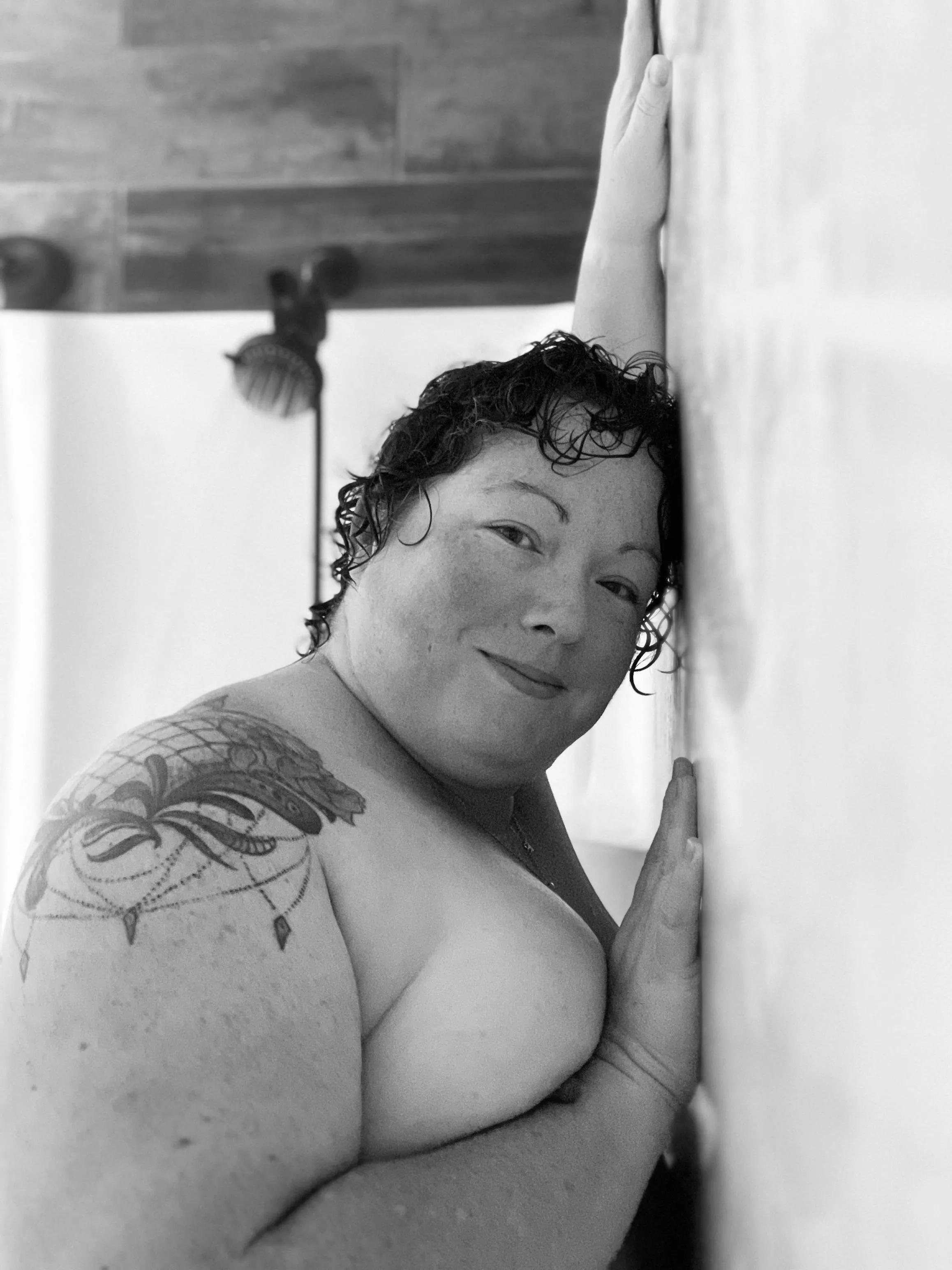 Wanna fuck me in the shower posted by Bigdaddylittlegirl