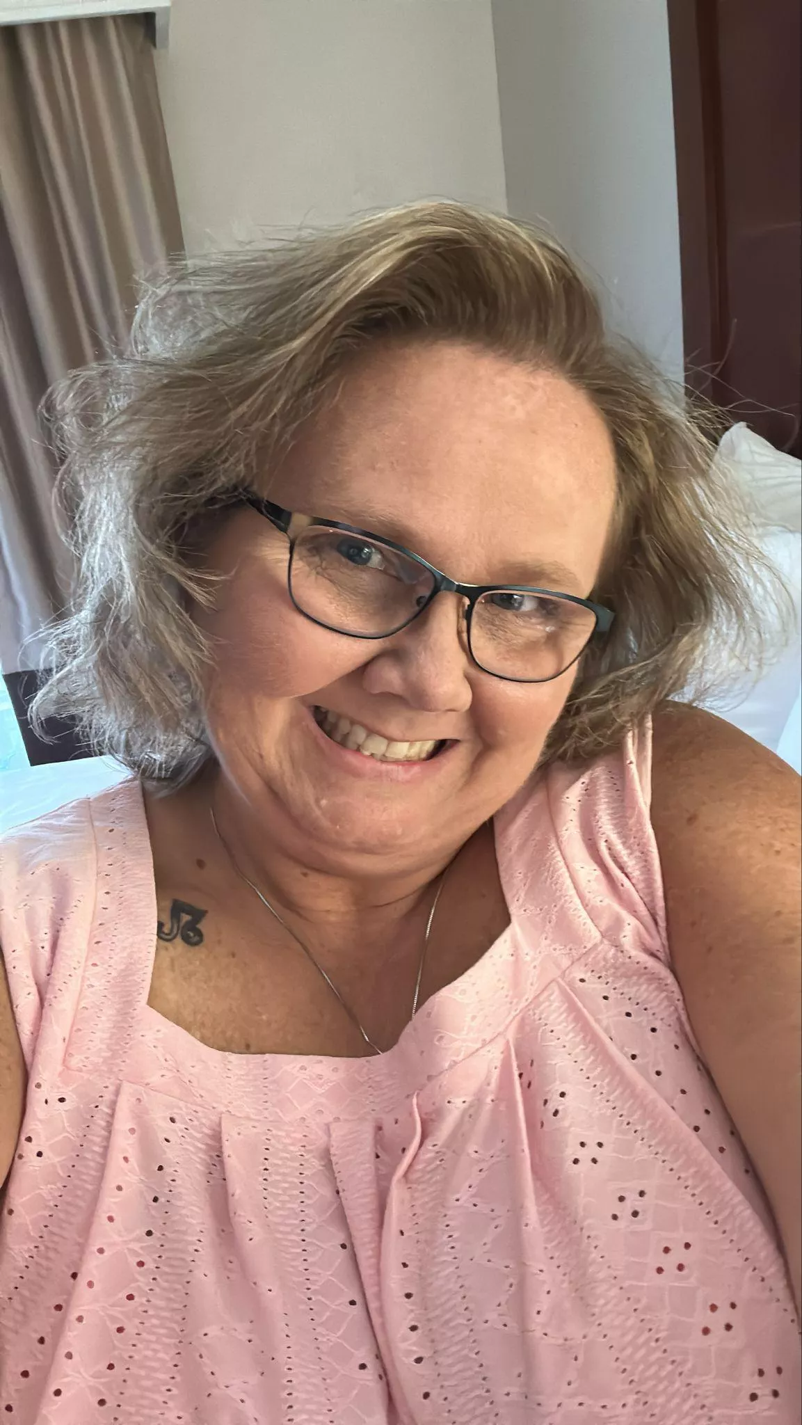 Wavy hair, don't care posted by PiratePaulie77