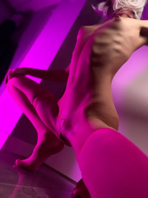 Would you explore my skinny body starting from the bottom? by la_skinny