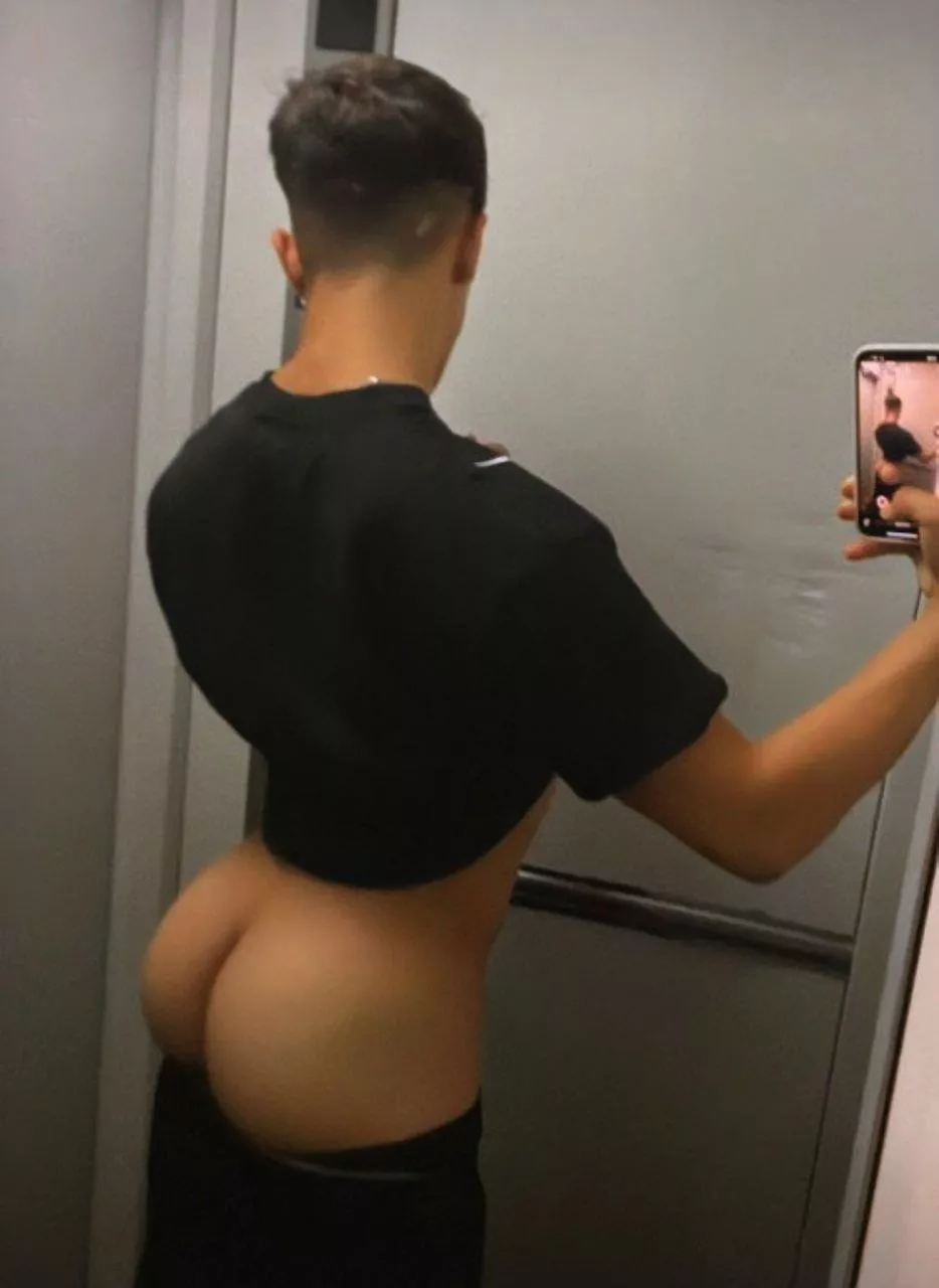 A selfie for you! posted by yourplayfulboy