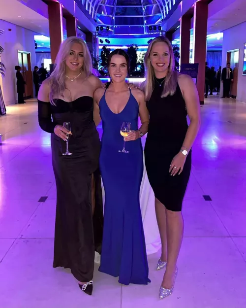 English cricketers Sarah Glen, Mady Villiers and Freya Davies by maythesunalwaysshine