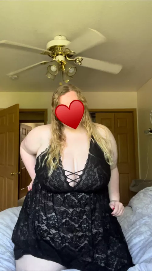 I know you want to see more of me. by raginbb