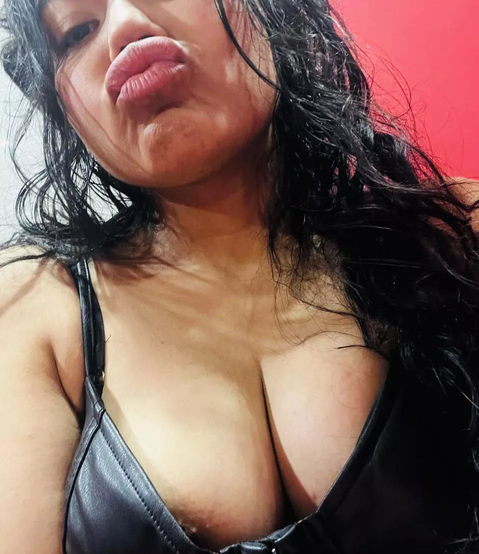 My hotwife  posted by Consistent_Amoeba328