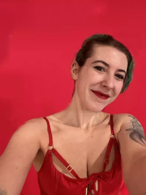 Pink smiles by sirenskiss3