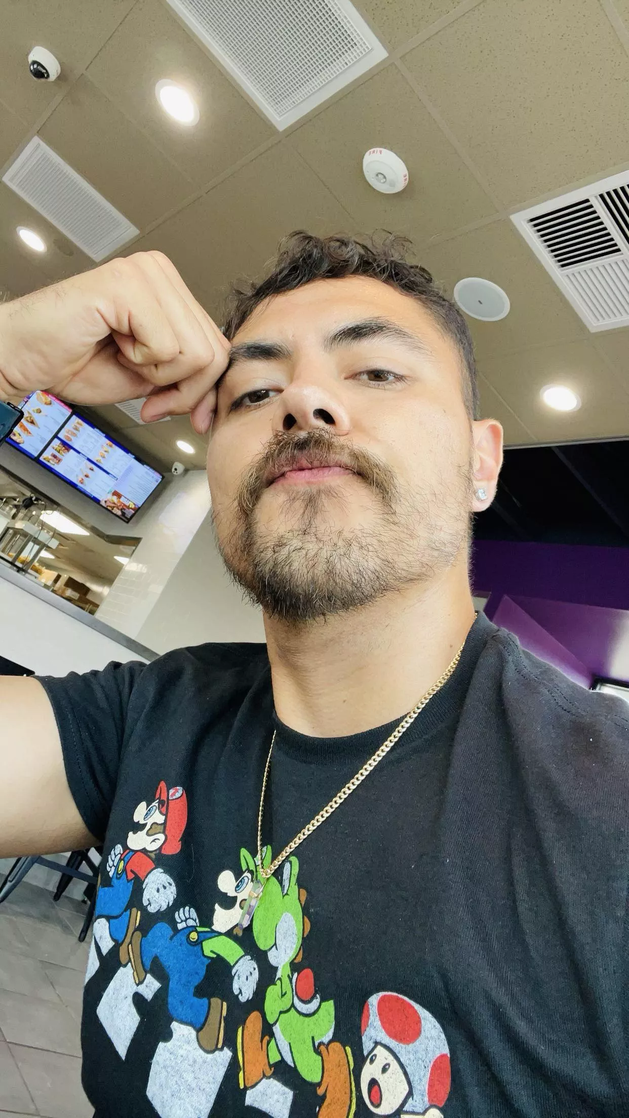 Sup guys! Looking for a good super smash bros ultimate gamers 💪 posted by seamirror00