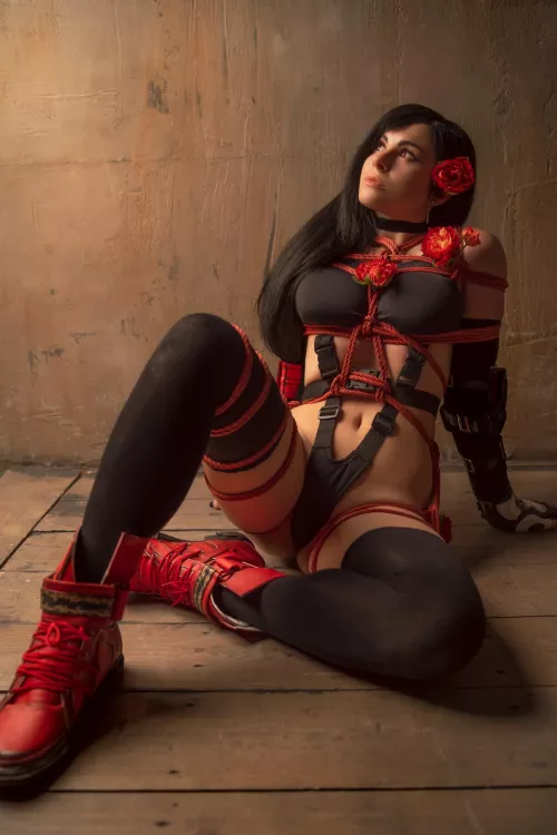 Tifa Lockhart cosplay by Yuna Kairi by YunieSunshine