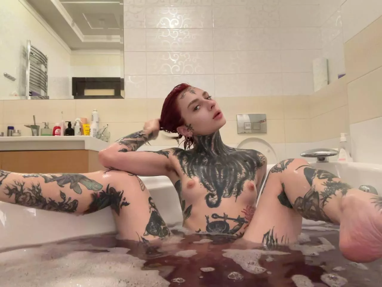 What should be between my legs? posted by Bewitching_womans