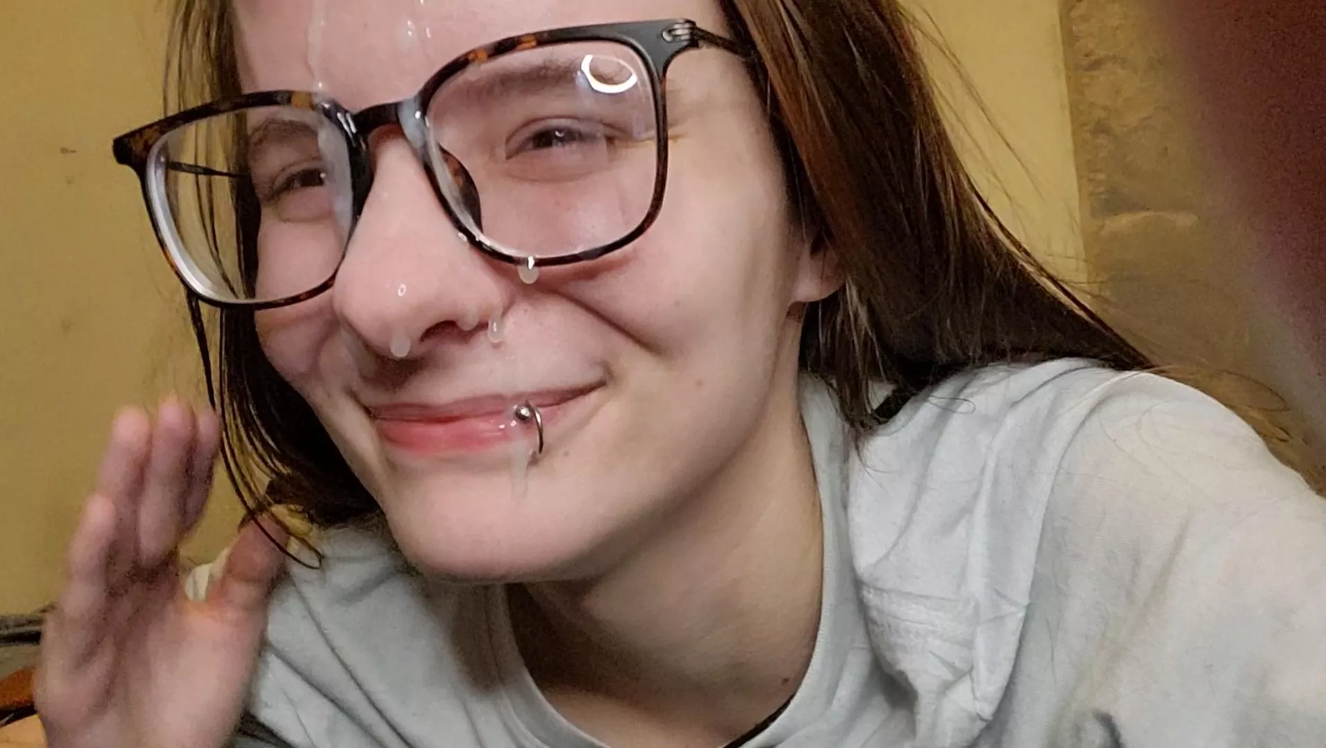 You wish you could cum on my face posted by littlerosieroe