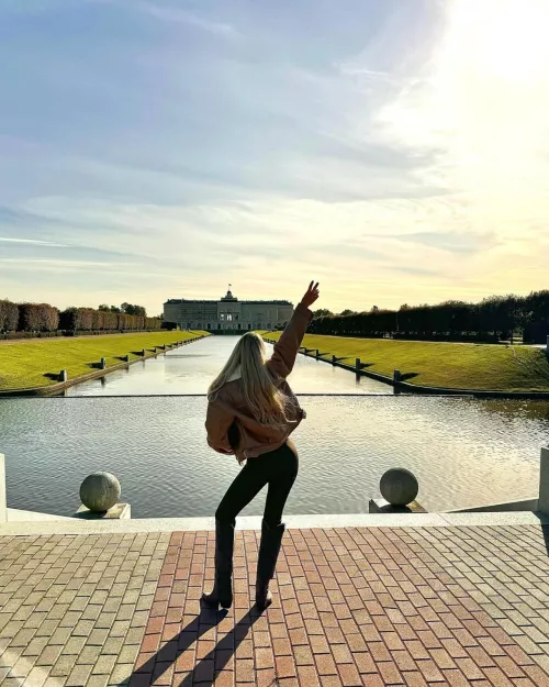 Did she lose weight ?  by L33v1