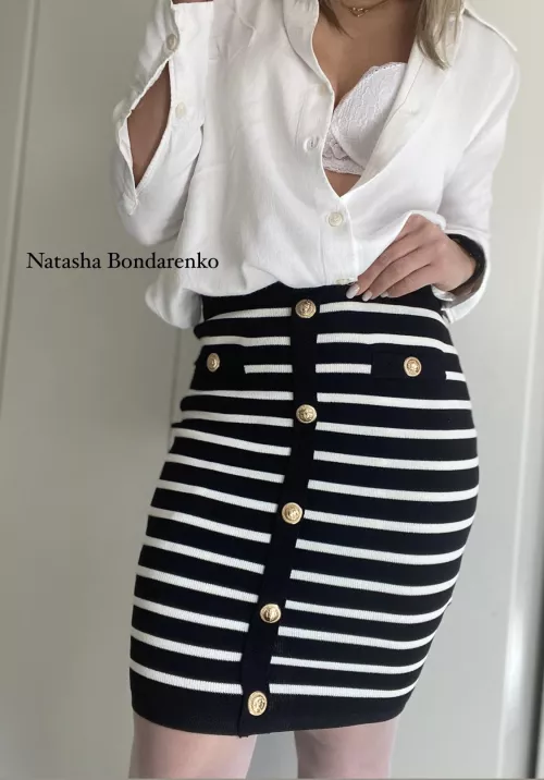 Hey Boss, you owe me a debt before you start your weekend!  by NatyBond_OF