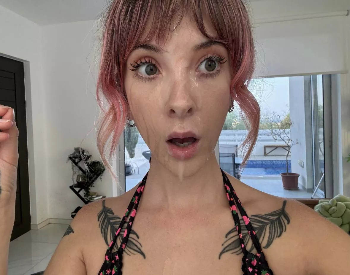 how am i supposed to go back out to the pool party now 😩  posted by jadevowofficial